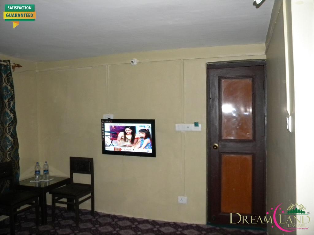 Dreamland Kashmir Cottage Pahalgām Kamer foto